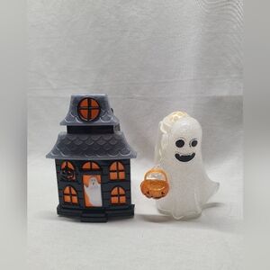 Halloween Ghost In House Halloween Blink & Glow, 2015 Ghost Wallflower Lot- RARE
